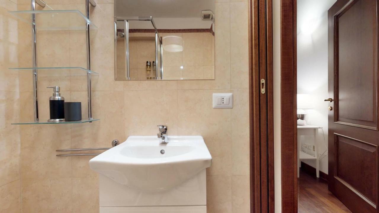 Hemeras Boutique Homes - Design Flat In Milan Fashion District Экстерьер фото